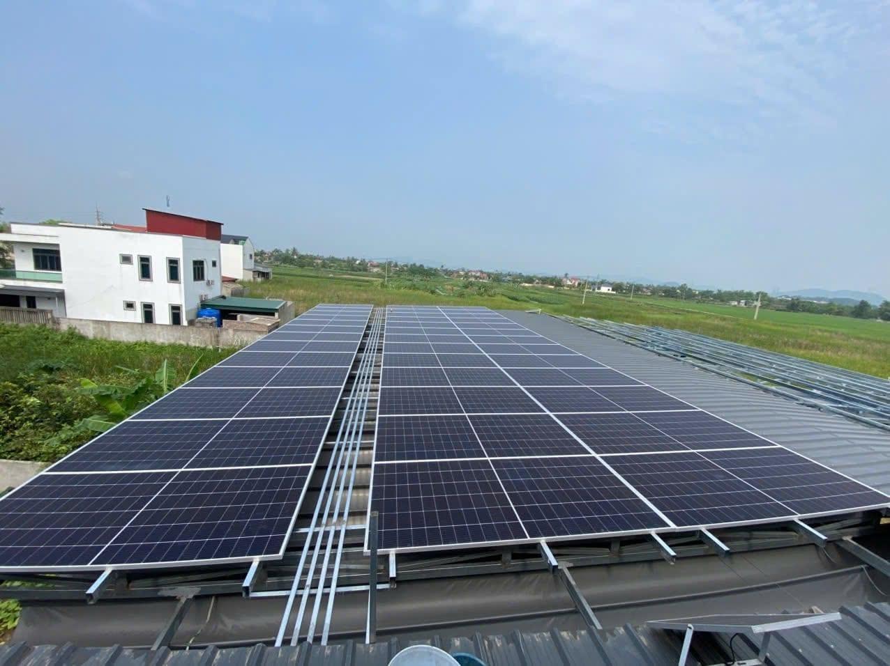 Cung cấp 36 tấm pin JA Solar cho khách hàng Hà Nội